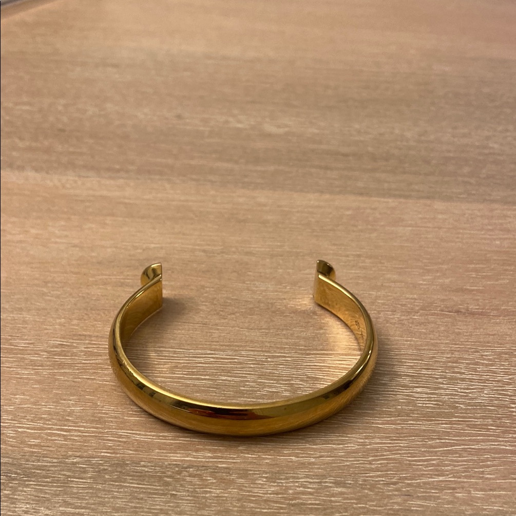 18k Gold Cuff Bracelet